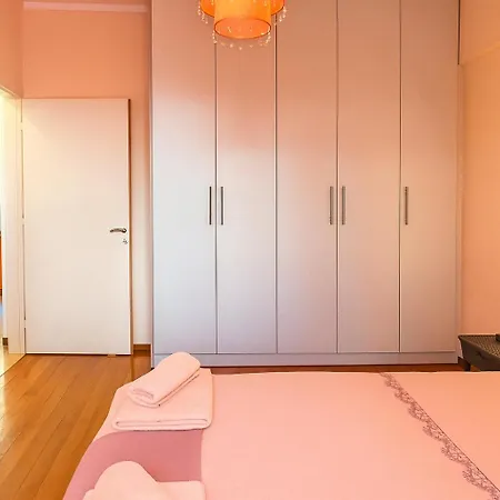 Erika's Oasis - Stylish Gem Inthe Heart Of History Apartment Kalamata