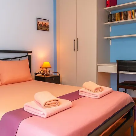 Apartment Erika's Oasis - Stylish Gem Inthe Heart Of History Kalamata