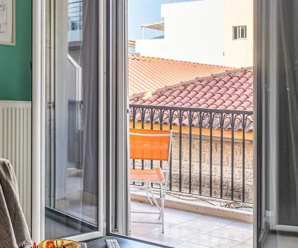 Erika's Oasis - Stylish Gem Inthe Heart Of History Apartamento Calamata